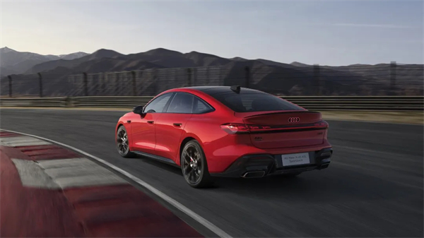 全新上汽奥迪A5L Sportback正式上市，限时臻享价25.99万元起